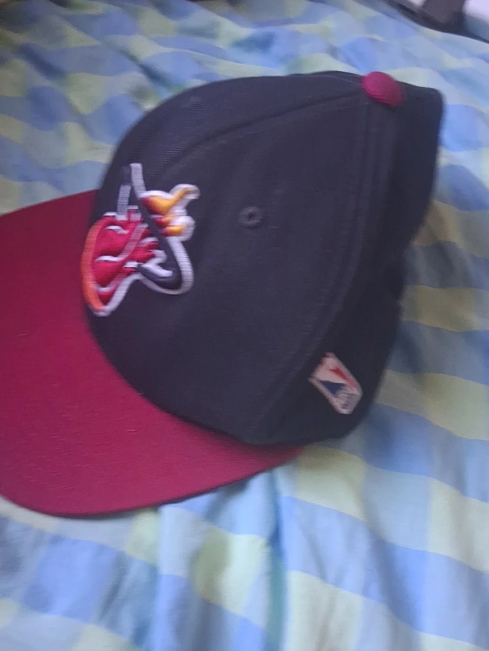 MICHELL AND NESS MLB Black Cap with Burgundy Brim and Logo